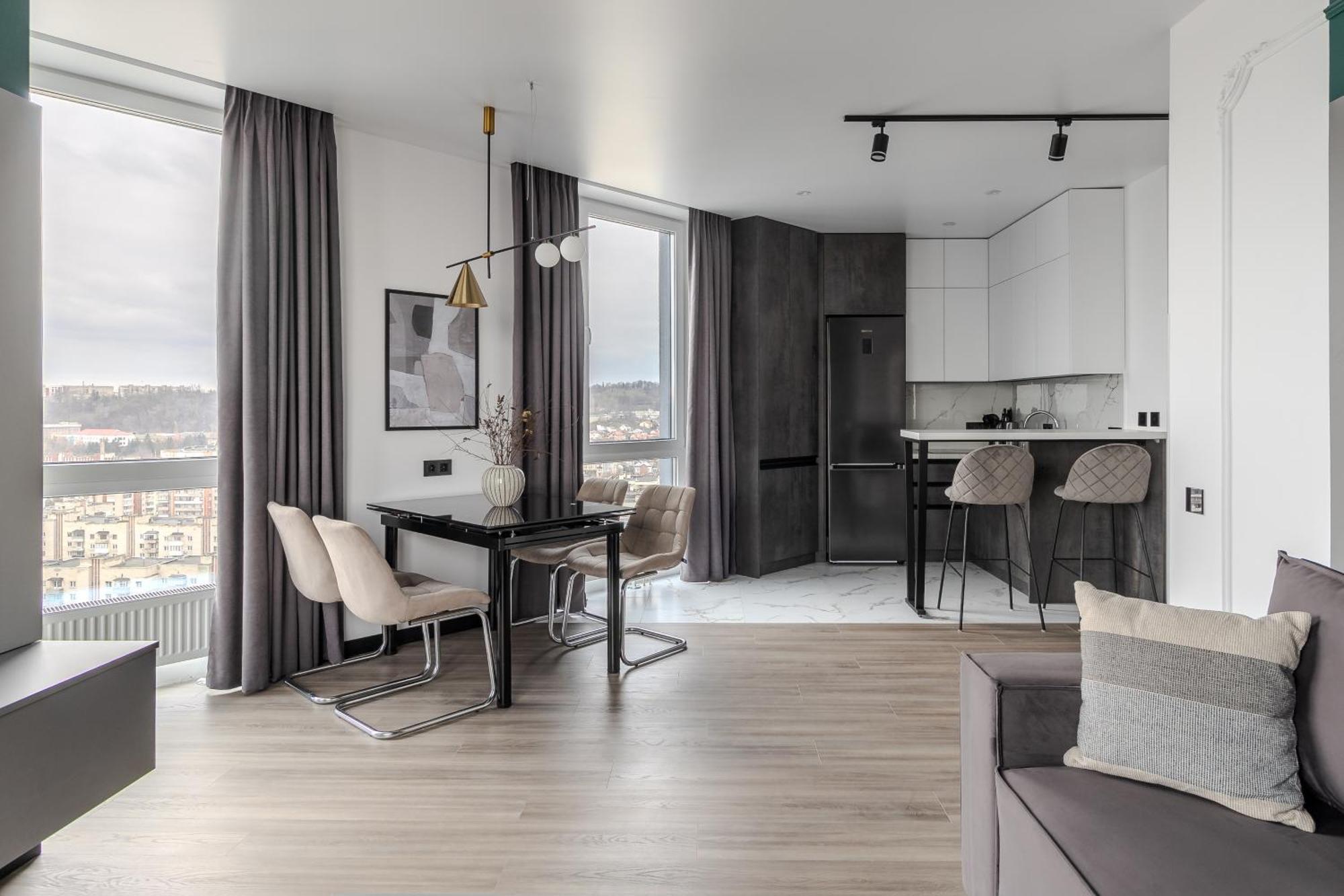 77 Views Apartments By Inshi Львов Экстерьер фото