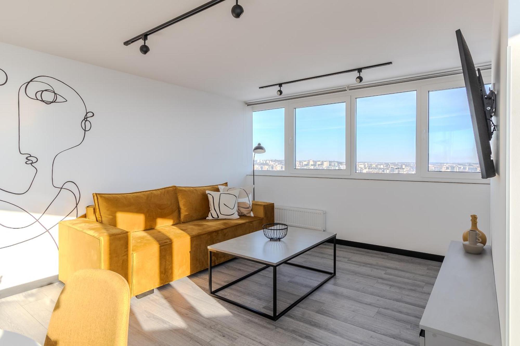 77 Views Apartments By Inshi Львов Экстерьер фото