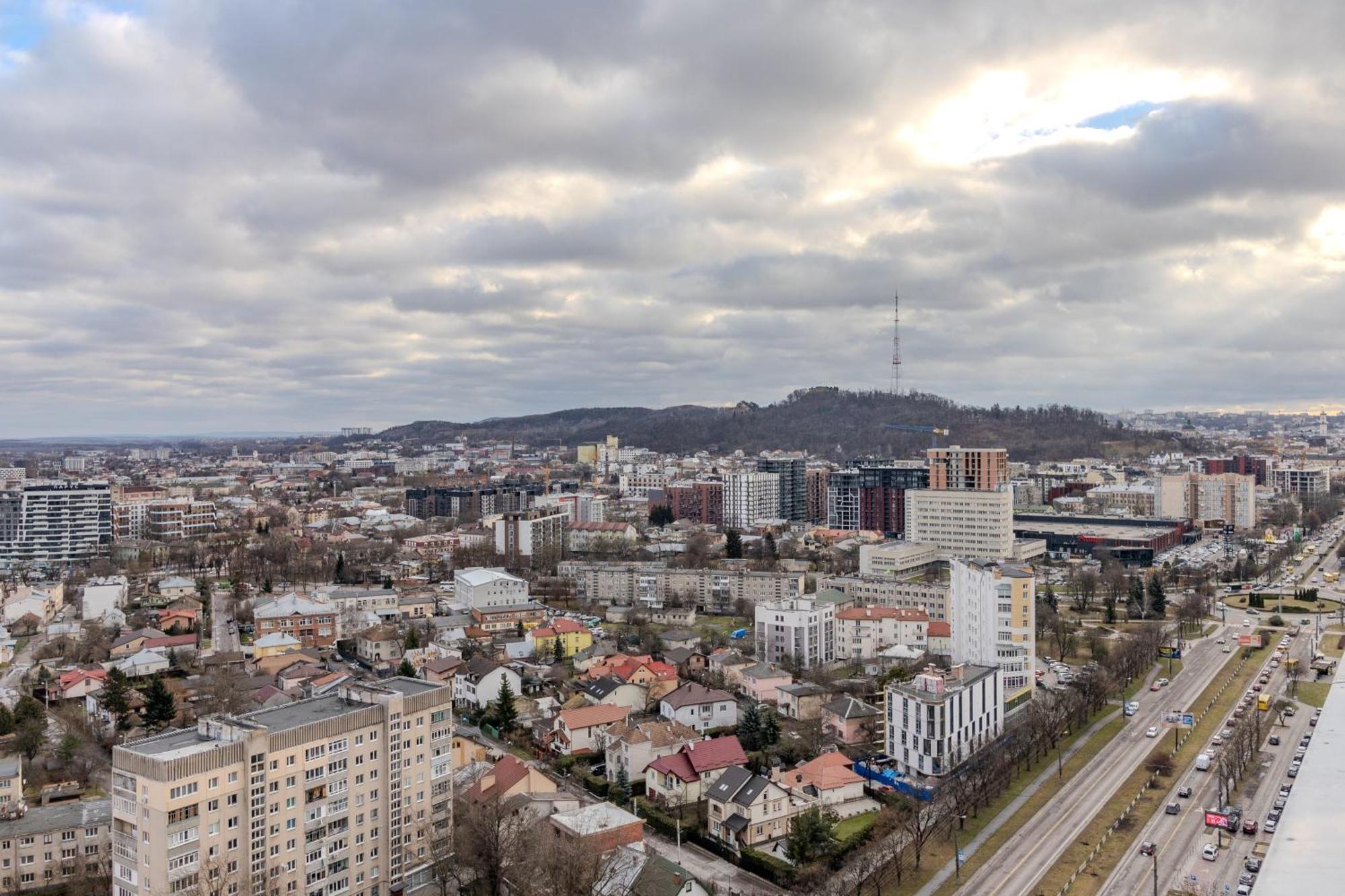 77 Views Apartments By Inshi Львов Экстерьер фото